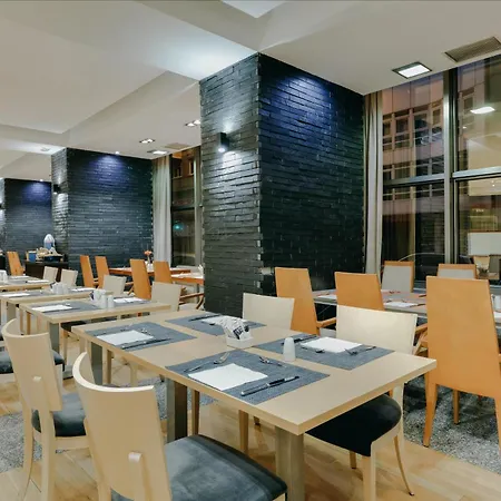 Hesperia Centro Szálloda 4*