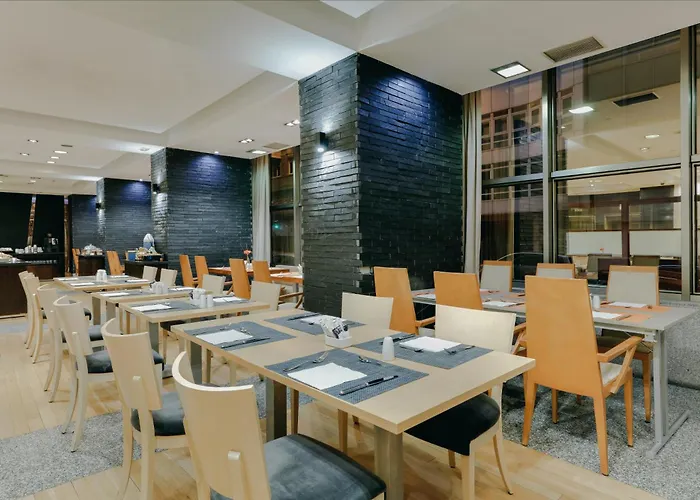 Hesperia Centro Ξενοδοχείο 4*