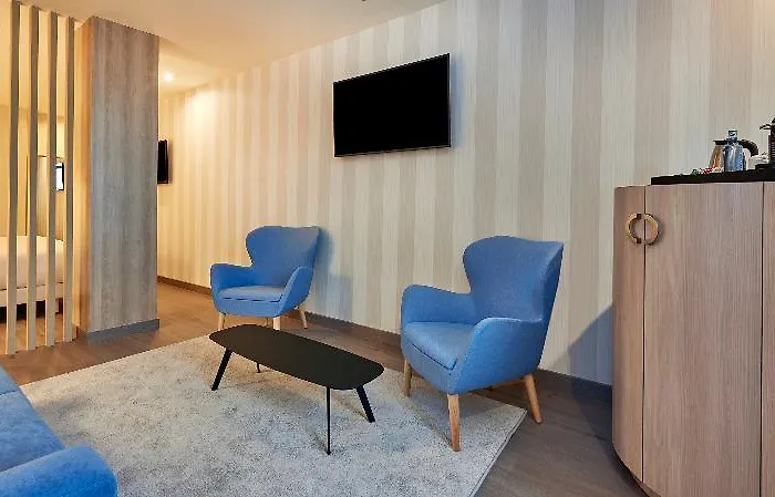 Hotell Hesperia Centro 4*