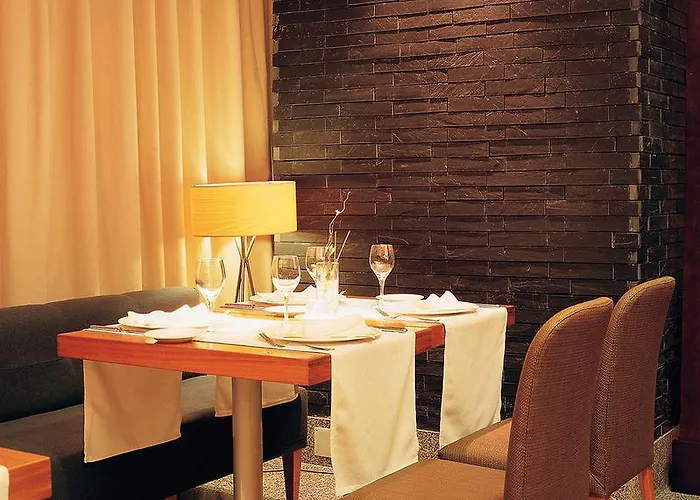 Hesperia Centro La Corogne